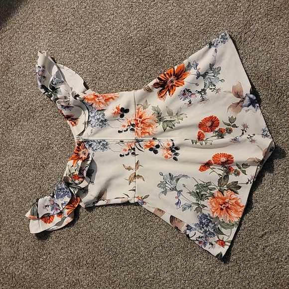 Discontinued Floral Romper - Picture 2 of 3